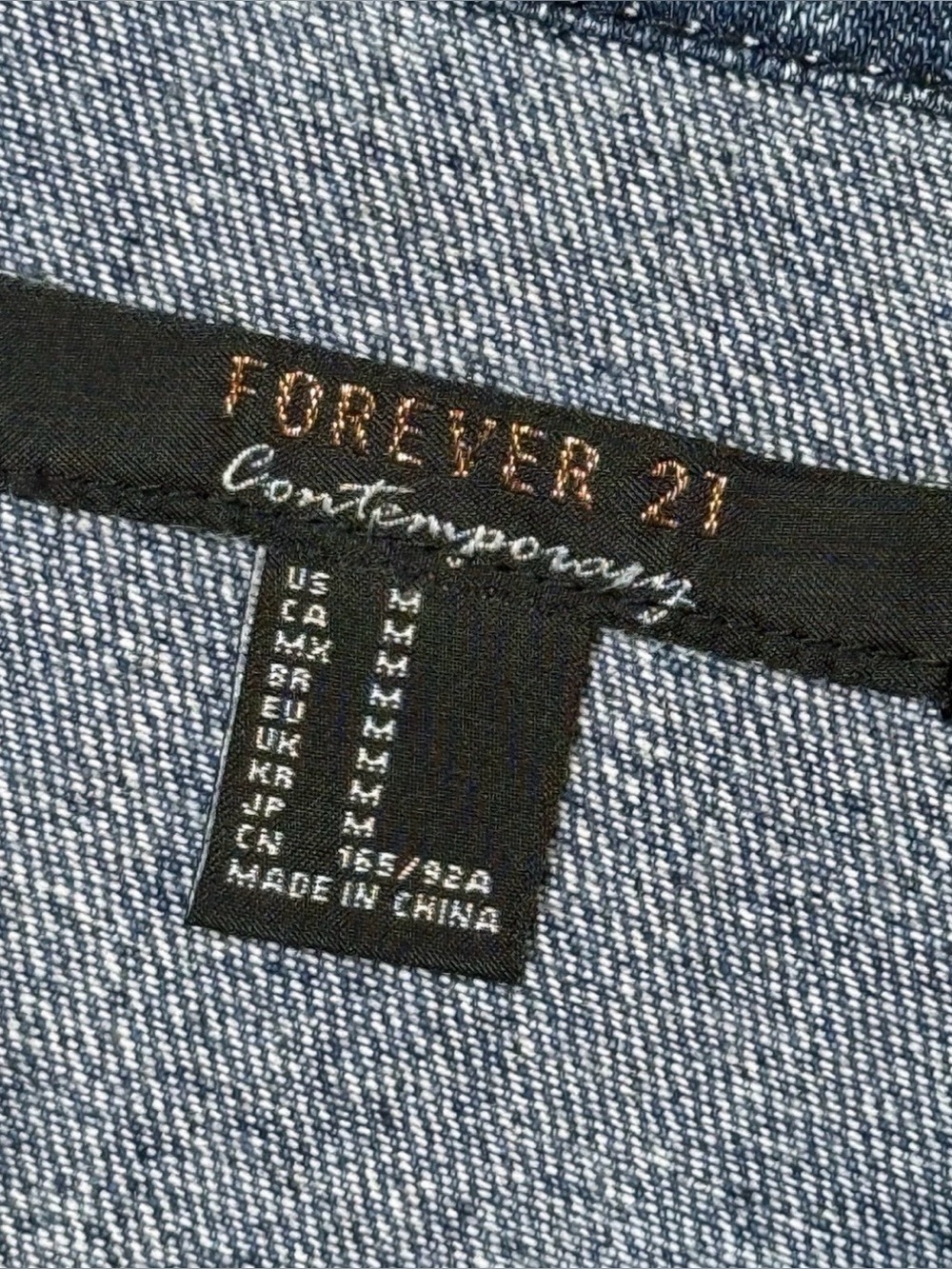Vintage Retro Style Forever 21 Contemporary
Acid Wash Denim Jacket Women's Sz M - Picture 5 of 11